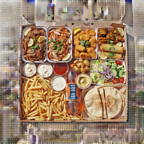 16" Deluxe Munch Box 